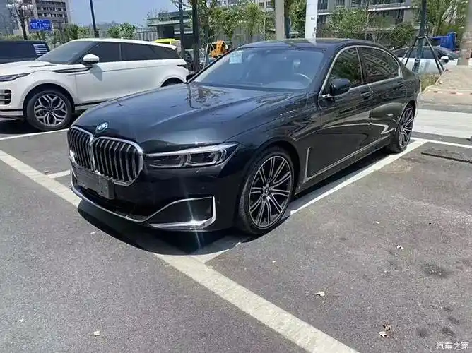 最新拿下 20年宝马730li豪华套装,全车车衣,安全行驶7