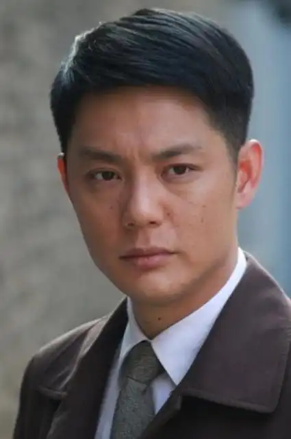 回顾傅程鹏:一无所有时娶程愫,成名后抛妻弃子,转身与周丽淇结婚