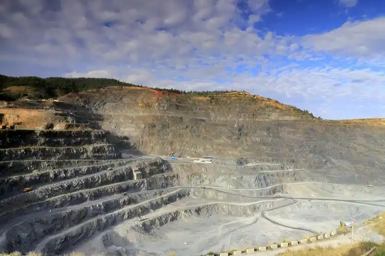 西南地区第一铜矿山