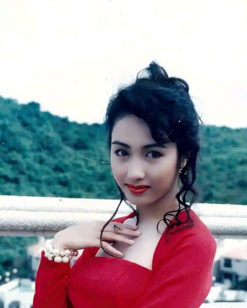 80年代的社会,港台的发展,娱乐圈女明星之"黎姿"