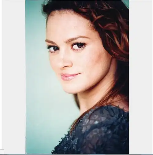 露茜·劳莉尔(演员)