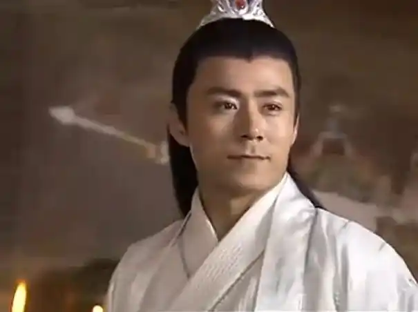 p>《泪痕剑》是江西电视台电视剧制作中心出品的古装武侠电视连续剧