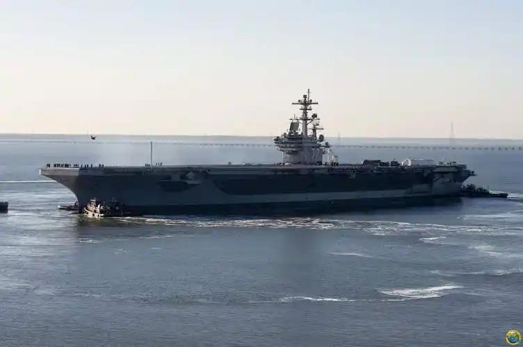 美国航空母舰尼米兹级航母——布什号航空母舰_弗吉尼亚州_詹妮弗