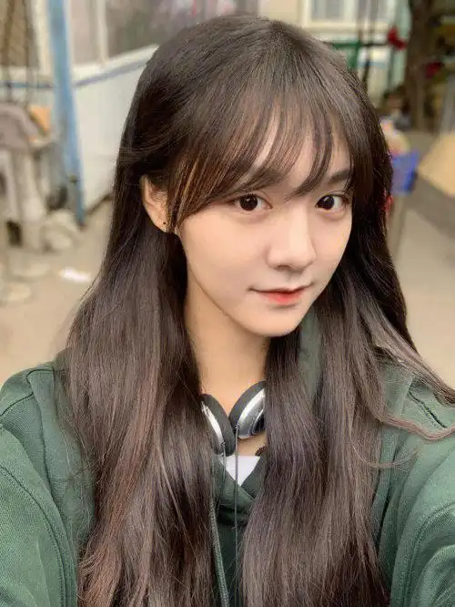 贺美琦网友赋图漫画脸