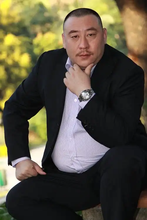 石家庄憨厚大牌壮熊