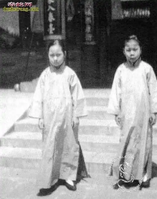 故宫宫女现身原照片1992年故宫宫女原照片