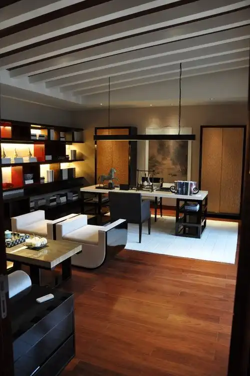 现代别墅豪华书房装修效果图