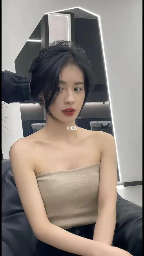 这才是我心心念念想要的法式八字刘海显脸小