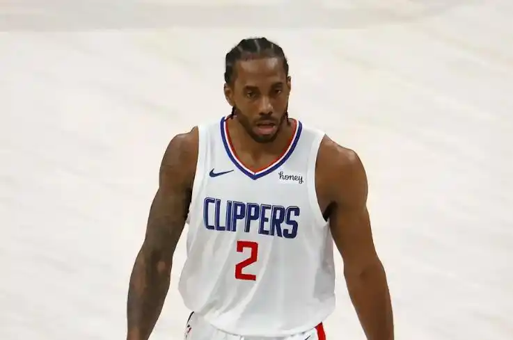 伦纳德可能在季后赛复出!西部形势更加扑朔迷离)