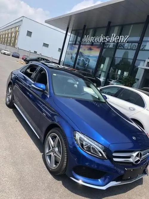 奔驰c200l宝石蓝提车记(奔驰c级c200l宝石蓝特别版提车记)(1)