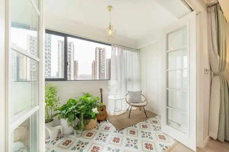 轻奢124平日式三居阳台实景图片阳台瓷砖日式阳台设计图片赏析