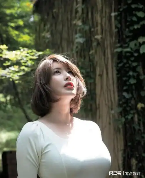 惊艳女神有栖花绯:童颜巨r女神,暗黑界的魅力独角兽