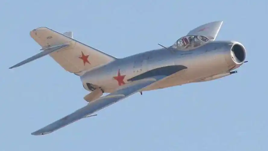 德国喷气式发动机,米格-9是如何装备到中国空军的?