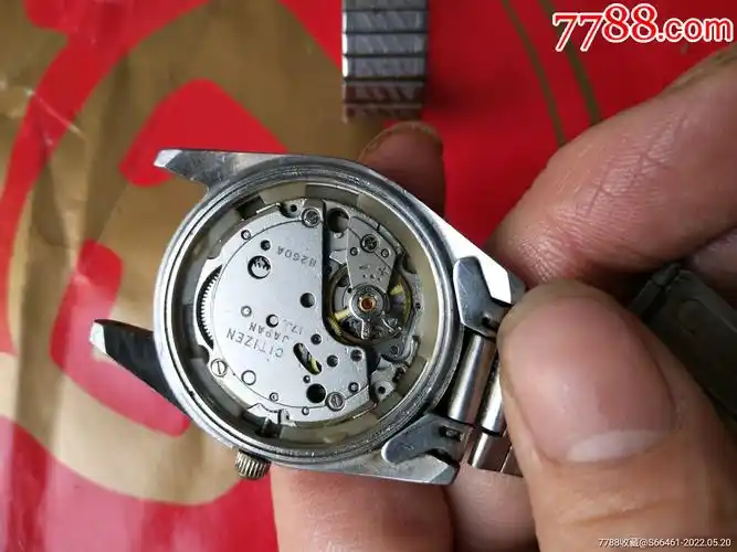少见特殊机芯的西铁城男表一个