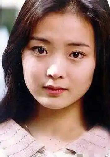 原创琼瑶女郎晴格格王艳年轻时候居然撞脸邓丽君看过之后相似度98