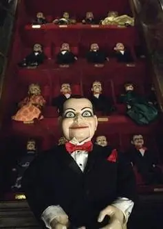 电锯惊魂的木偶简笔画