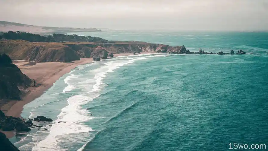 标签:e屋壁纸为你提供高清的4k 风景 大海 海湾壁纸 4096x2304壁纸