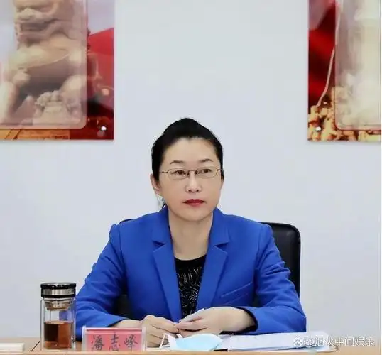 曹艳丽不仅被曝出沉迷权色交易,甚至还在单位欺凌下属,大