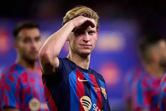 为了逼走德容,巴萨再放大招?