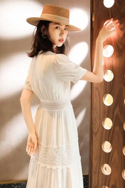 温柔显瘦女裙仙女白色森系法式桔梗复古气质连衣裙