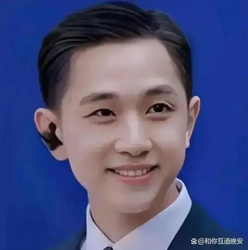 知道他帅,不知道他这么帅,汪文斌年轻时的照片流出惊艳众人