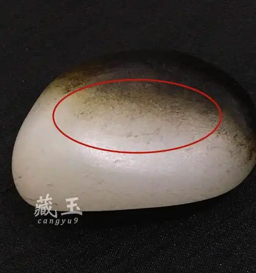 四块和田玉让你看懂那些最能唬人的籽料假皮