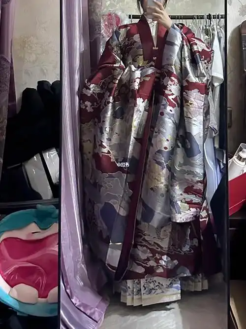 明制汉服百鸟朝凤复原披风