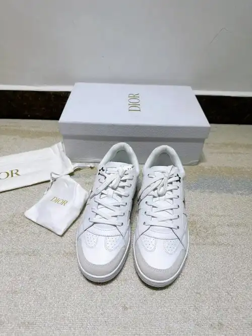 dior小白鞋