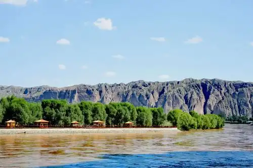 黄河景泰石林风景区