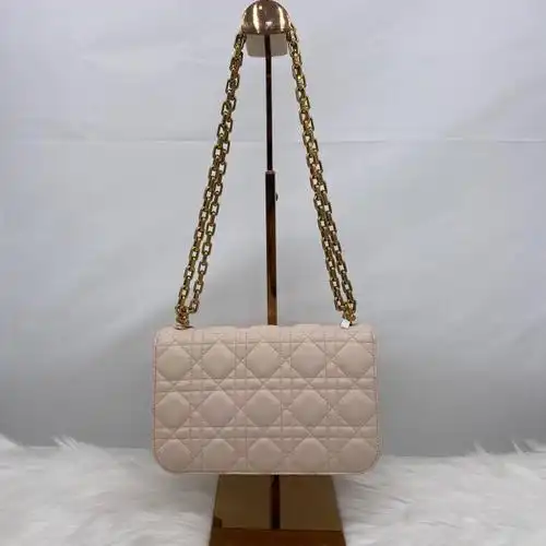 迪奥女士单肩包迪奥单肩包