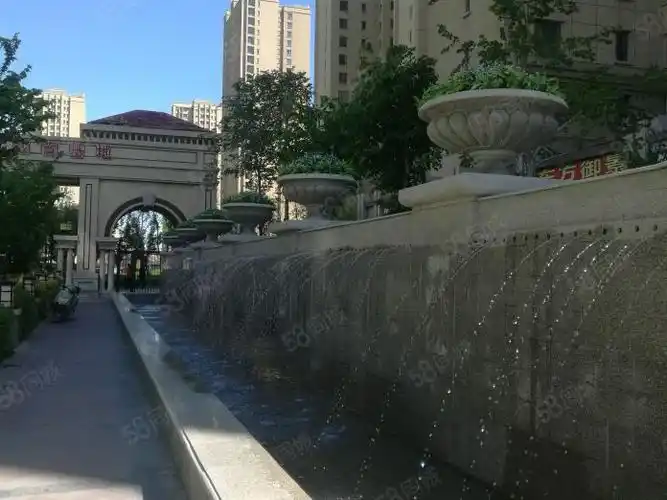 铁二小东方御景电梯精装俩室拎包入住