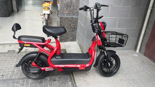 雅迪尚腾电动车yd500dqt19c新国标国标yd600dqt19c脚踩踏板防水电动车