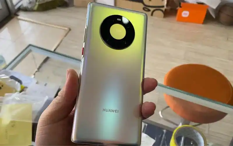 今天回收一台华为mate40pro5g128g的