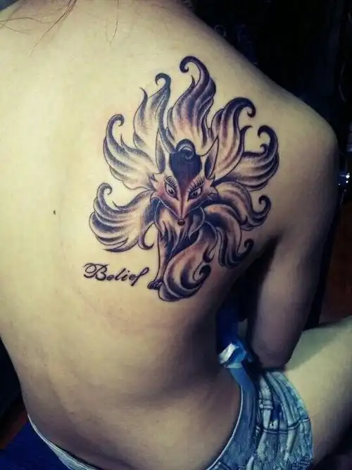 九尾狐纹身:含义寓意,禁忌讲究,手稿推荐 - 广州纹彩刺青