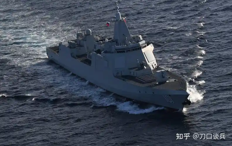 光荣与未来:中俄万吨大舰同场竞技,谁才是最强"旗舰"? - 知乎