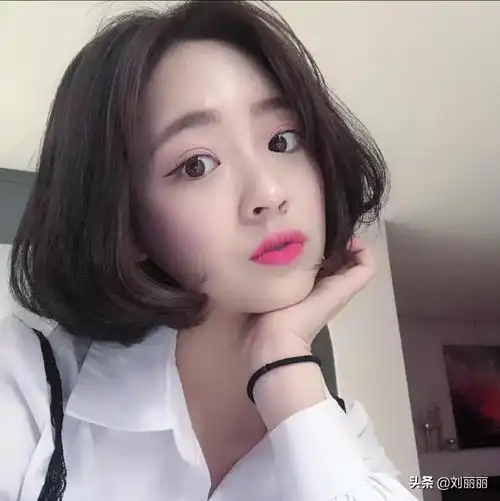 女生波波头发型(2019波波头短发发型图片) - 月牙知识库