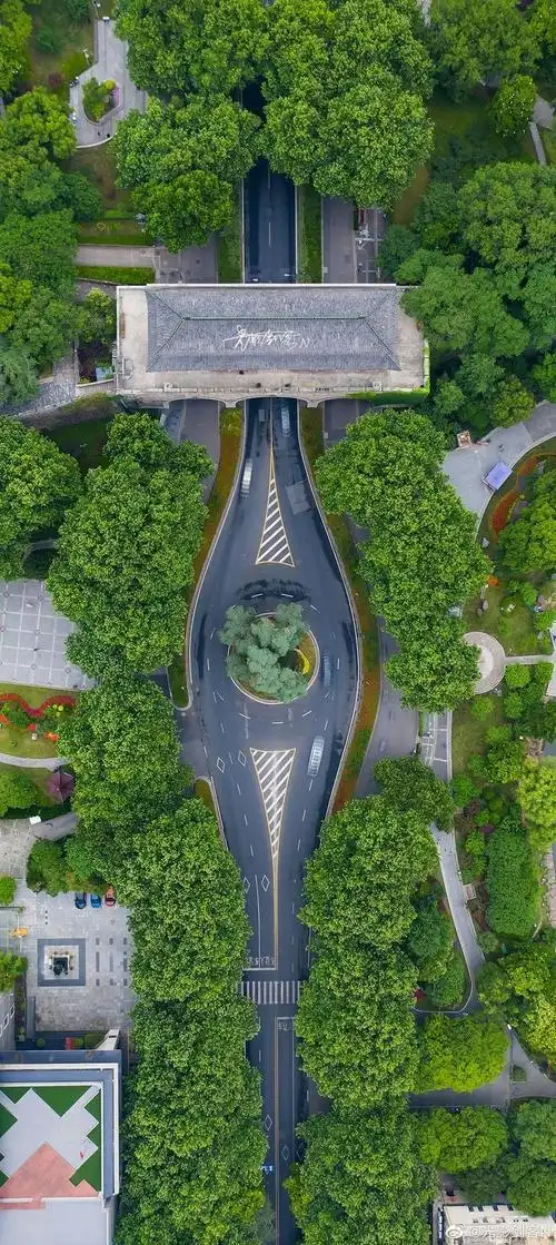 极美南京挹江门