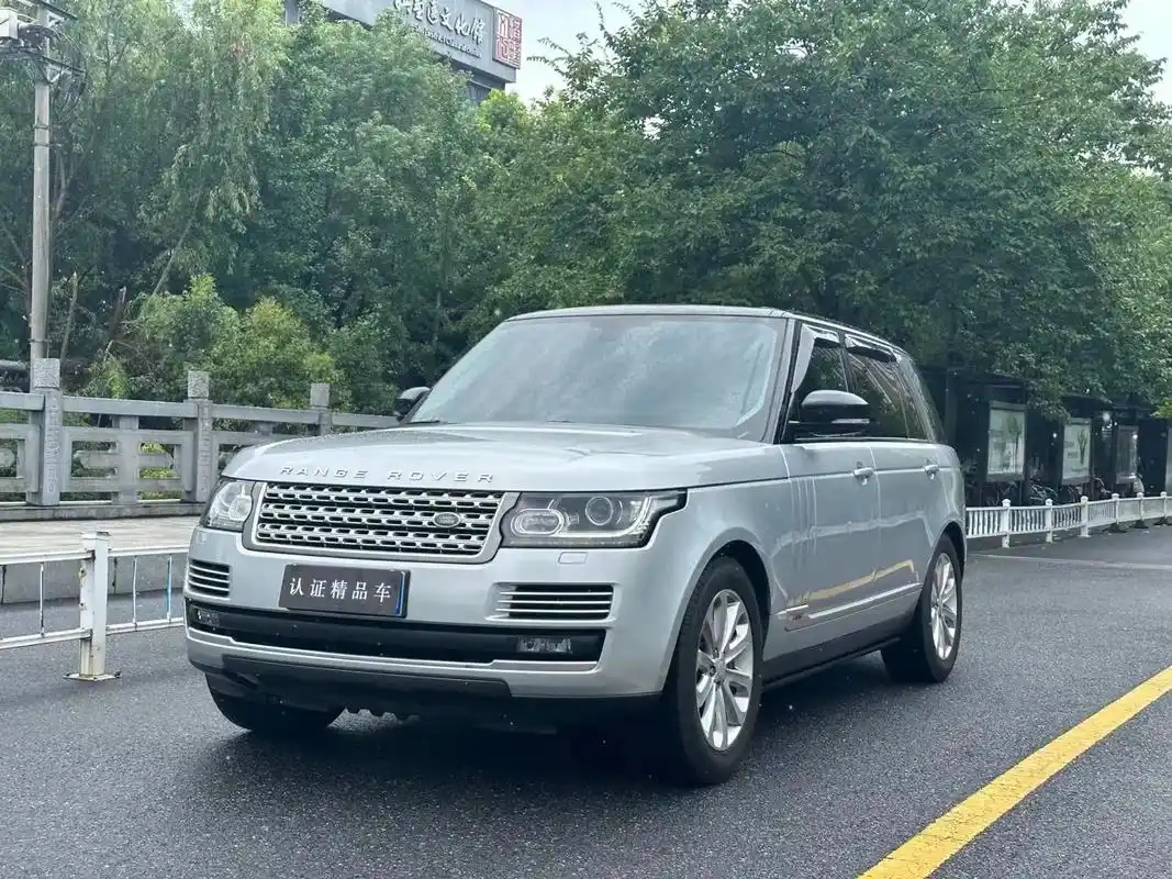 路虎揽胜行政加长版.新到17年6月上牌路虎揽胜行政加长版 3 - 抖音