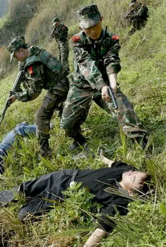 《中国十大悍匪战斗力排名榜》(转帖分享)