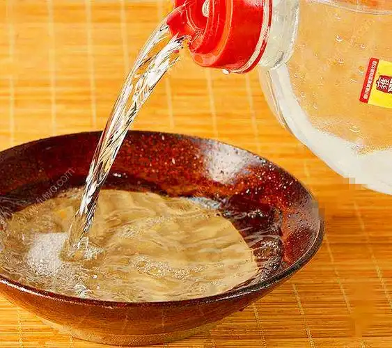 每天坚持喝一杯白酒,30天之后身体会出现哪些变化?