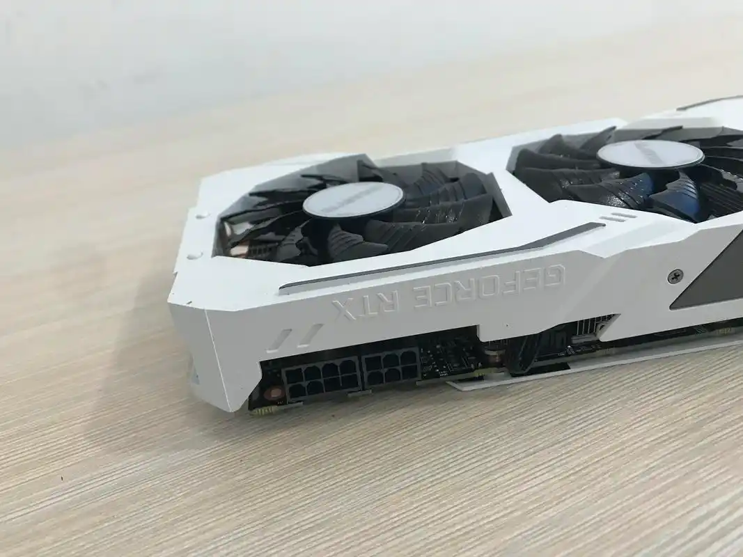 致敬情怀,技嘉rtx2070小白上线