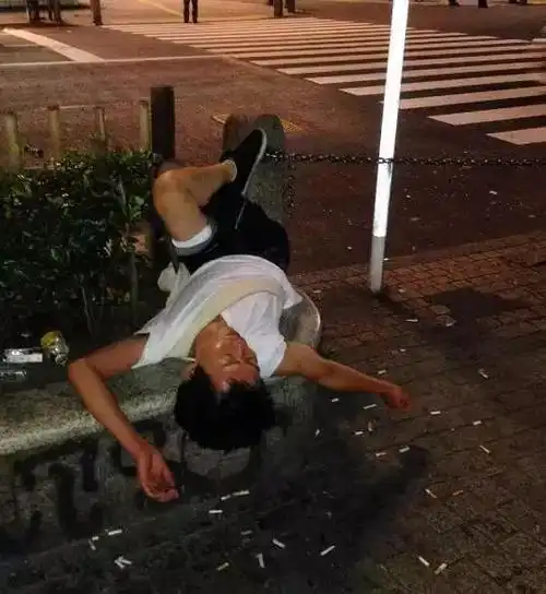 没想到你喝醉的样子是如此辣眼睛