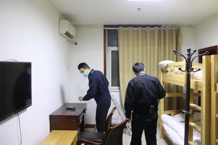 鹤壁市公安局留置看护支队联合基地监督管理科开展冬季安全用电专项