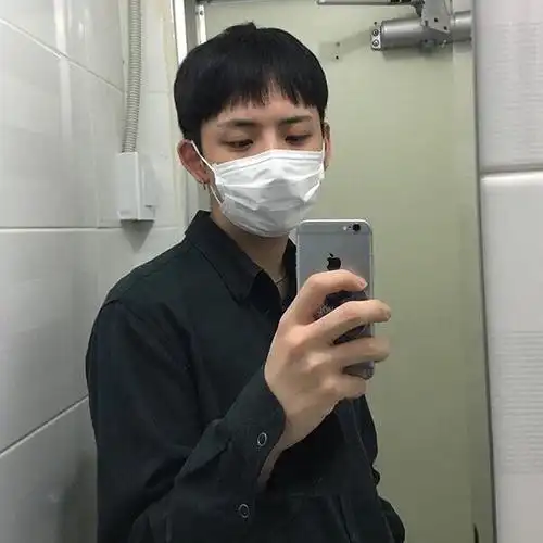 戴口罩的男生你喜欢吗