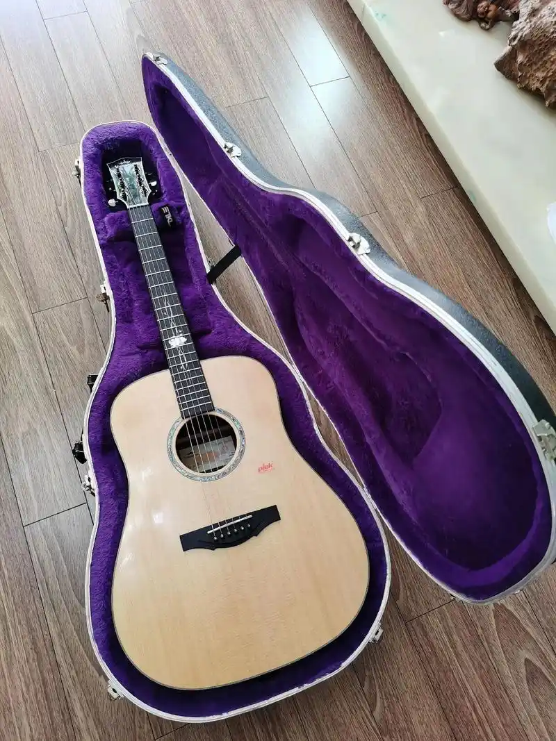 卡马吉他g1-d,原价3800多,保真,有防伪码支持任何鉴定 - 抖音