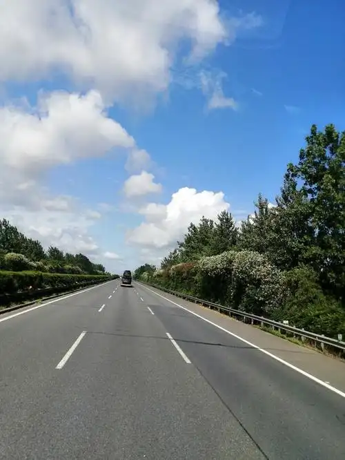 行车路上的风景,跟着照片一起去欣赏这美景吧