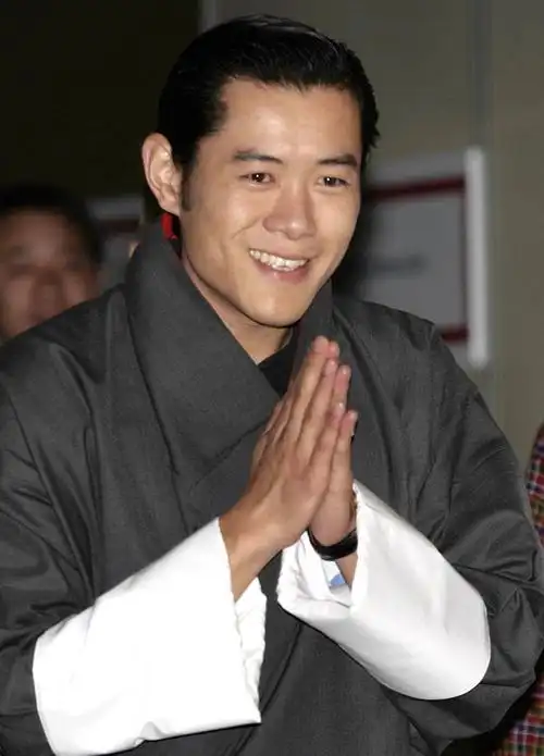 吉格梅-凯萨尔-纳姆耶尔-旺楚克:1980年出生 不丹现任国王资料:2006年