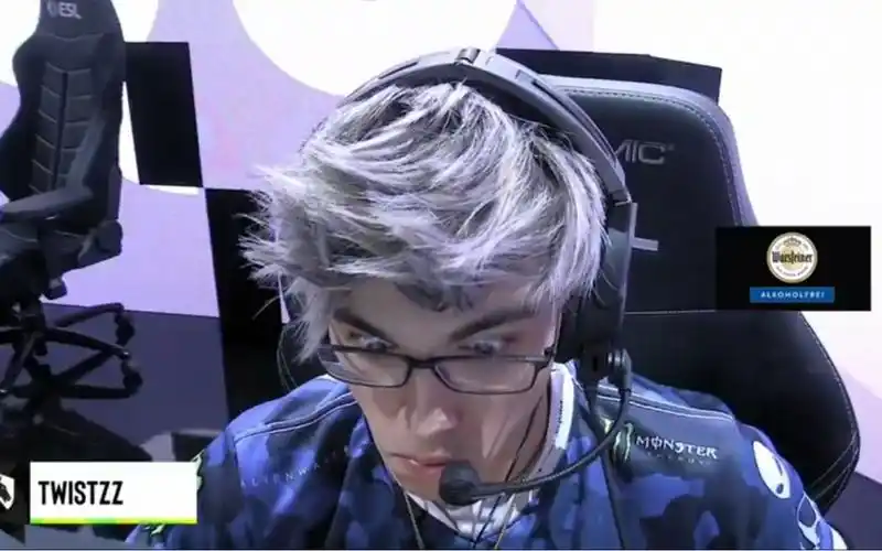 总监twistzz的发型进化史