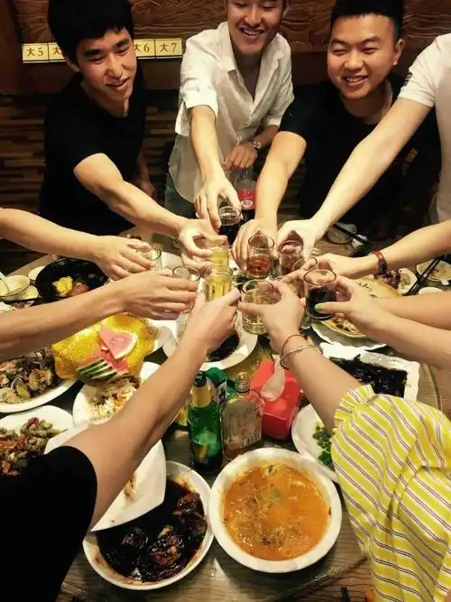 桐乡51户外9月8日晚上6:00分诚挚邀请各位醉江南聚餐