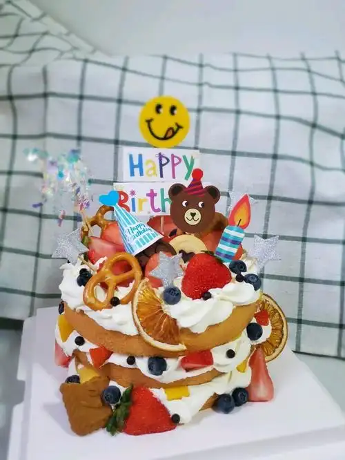 6寸小熊蜡烛裸蛋糕